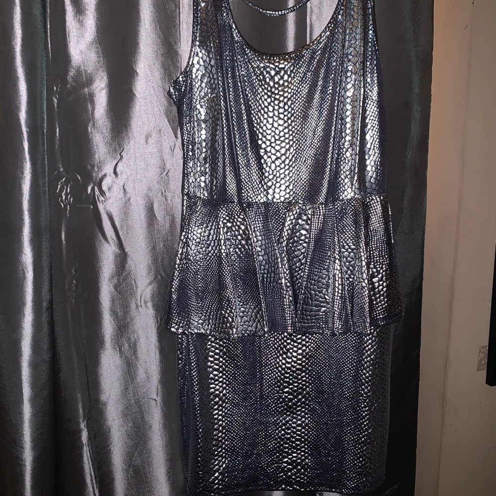 Silver open back peplum mini